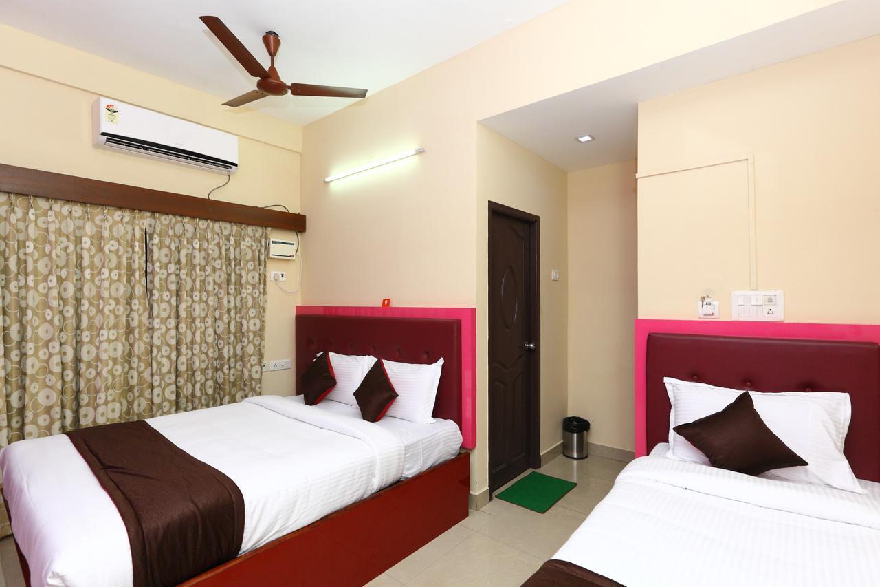 Oyo 8410 Rajeswari Tower Chennai Exterior photo
