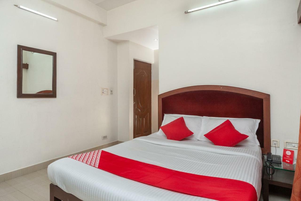 Oyo 8410 Rajeswari Tower Chennai Exterior photo