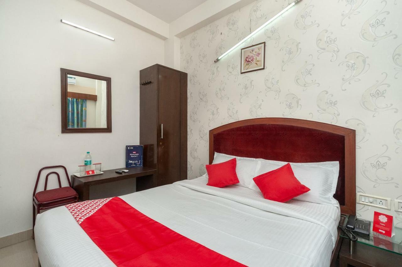 Oyo 8410 Rajeswari Tower Chennai Exterior photo